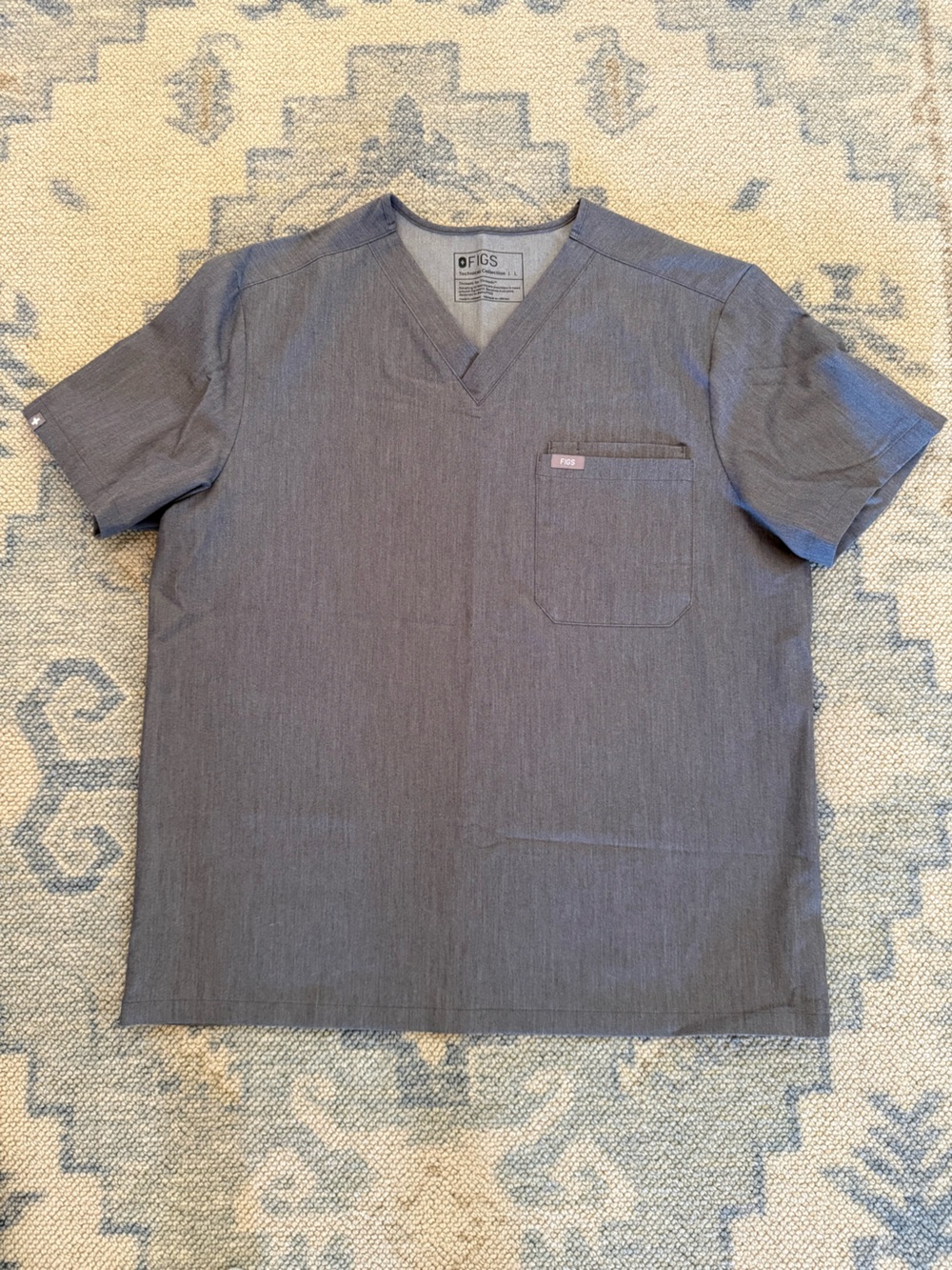 Men’s Figs Classic Scrub Set in Gray - Picture 3 of 6